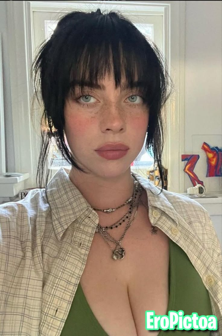 Billie Eilish fakes photo featuring Ai - Part 28