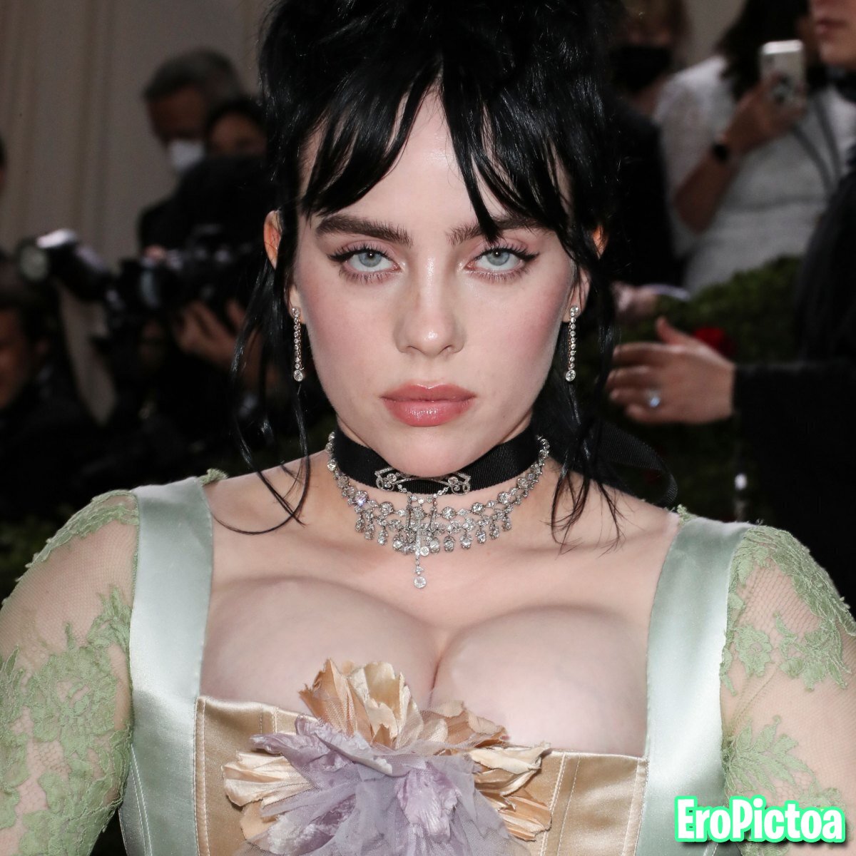 Billie Eilish fakes photo featuring Celebrity - Part 30