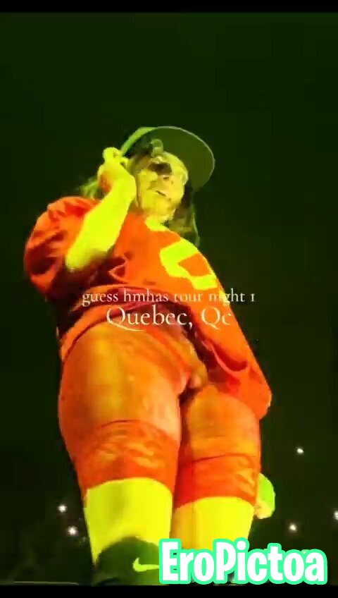 Billie Eilish ass and camaltoe photo featuring Billie Eilish - Part 9