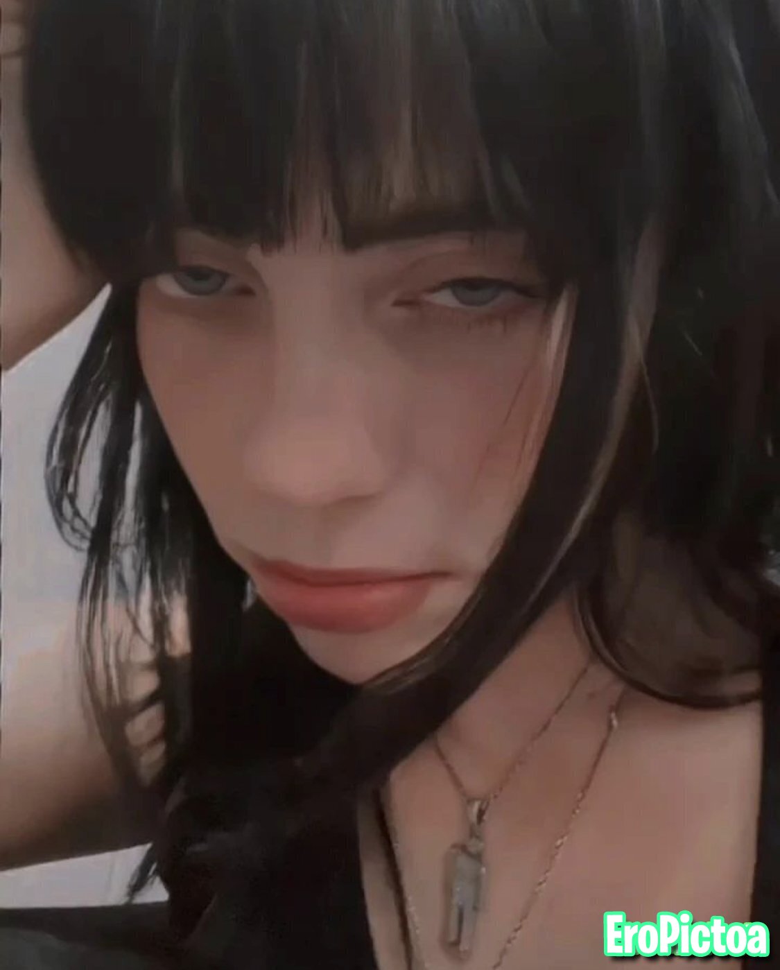 Billie eilish vs Brett cooper photo - Part 56