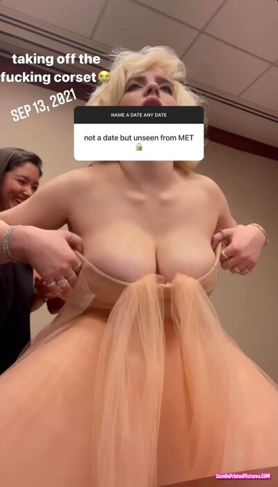 Thumbnail for Billie Eilish Jerk Off Material <3