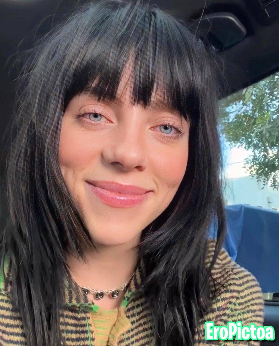 Billie Eilish Vol.9 photo featuring tits - Part 21