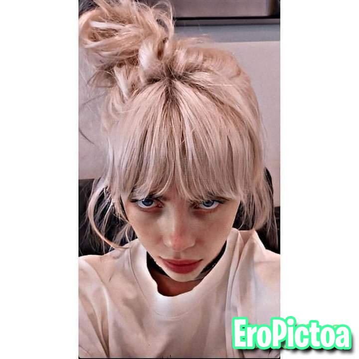 Billie Eilish photo featuring Billie Eilish - Part 13