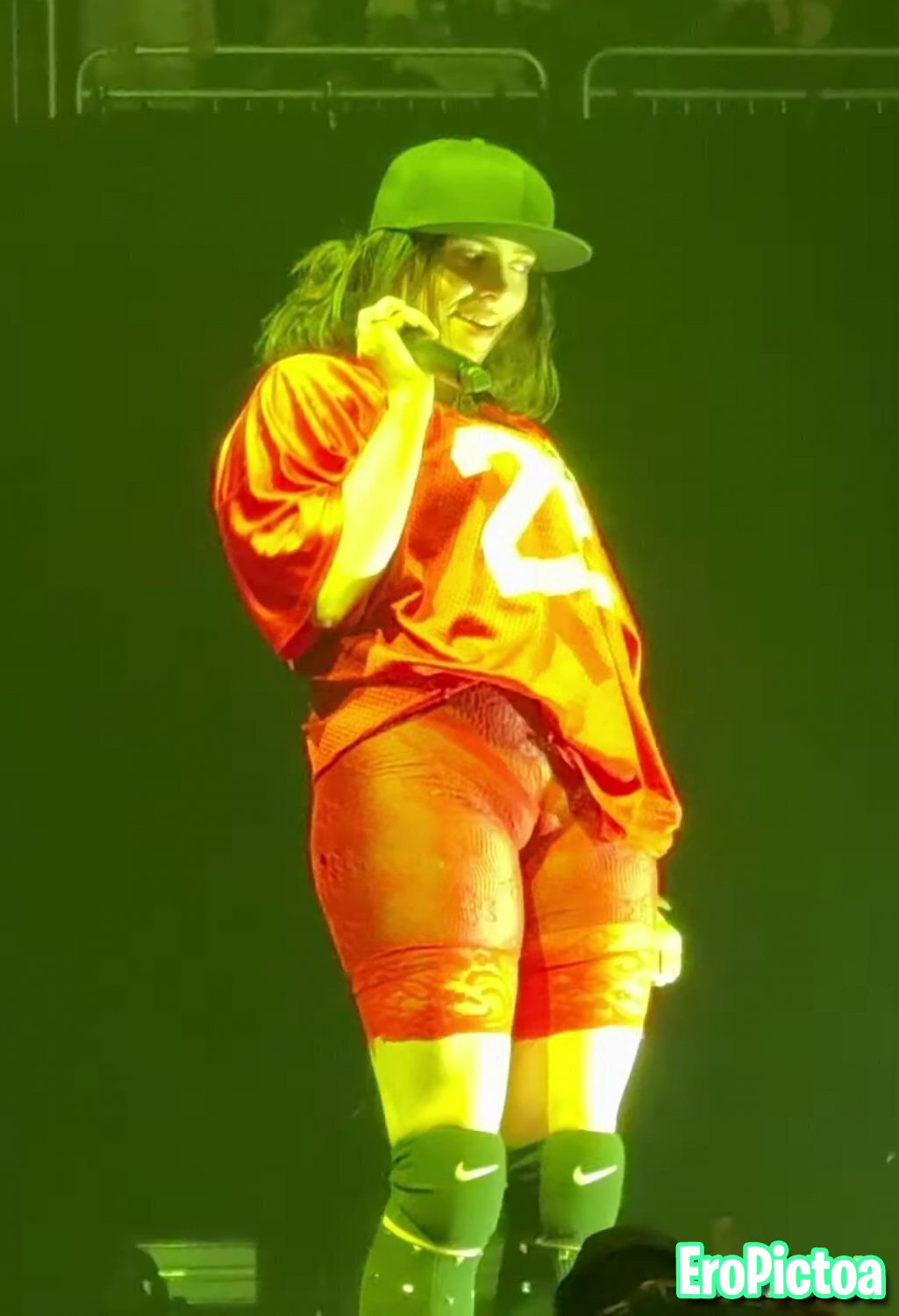 Billie eilish photo featuring loira - Part 15