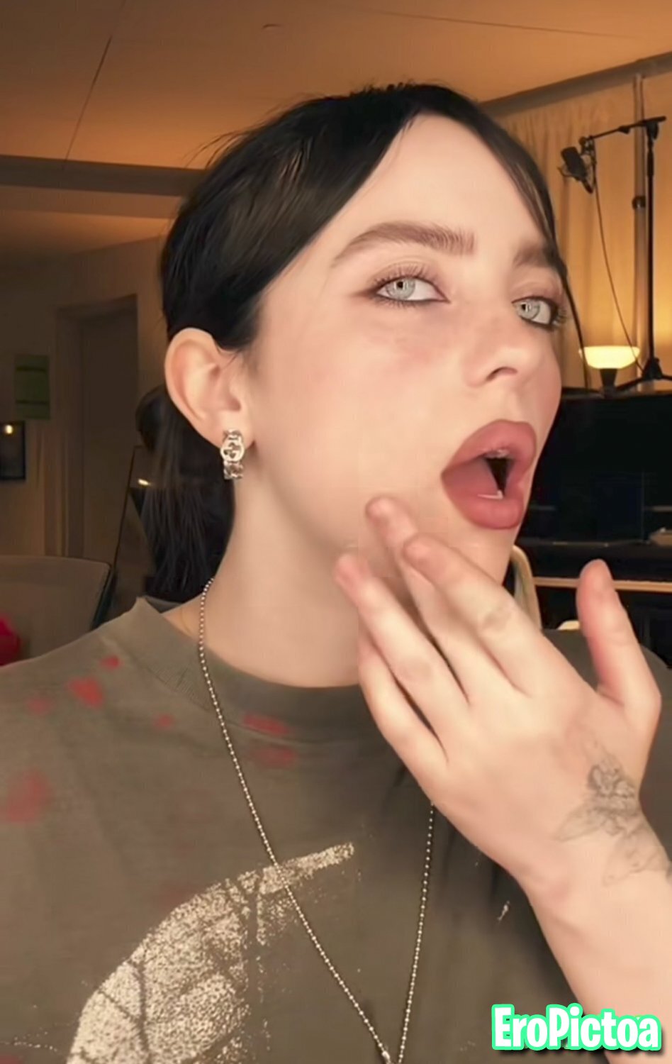 Billie Eilish Vol.13 photo featuring tits - Part 2