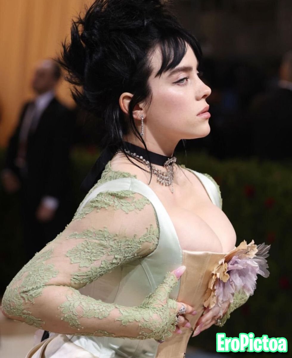Billie Eilish photo featuring large boobs - Part 22