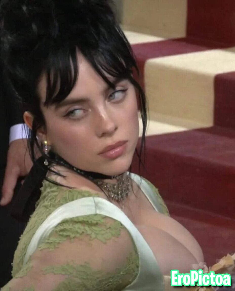 Billie Eilish photo featuring huge boobs - Part 38