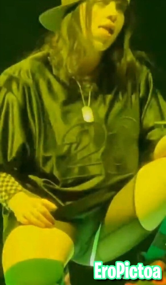 Billie Eilish [ZP] photo featuring Famosa - Part 6