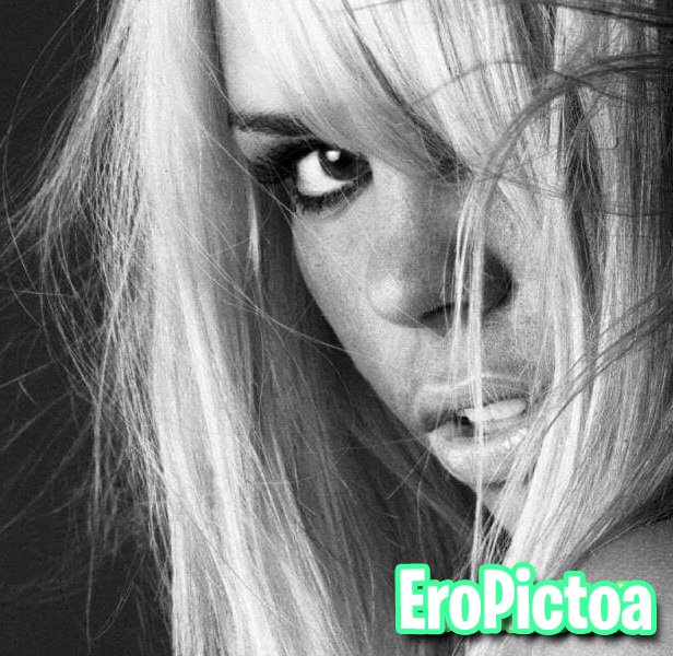 Billie Piper photo featuring Billie Piper - Part 16