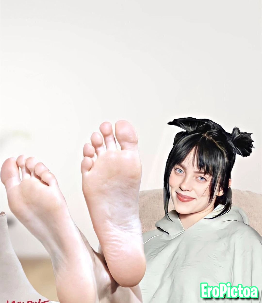 Billie eilish💚 photo featuring feet