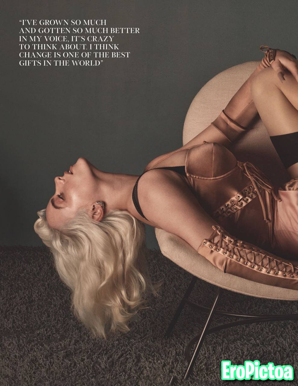Billie Eilish shit photo featuring tits - Part 21