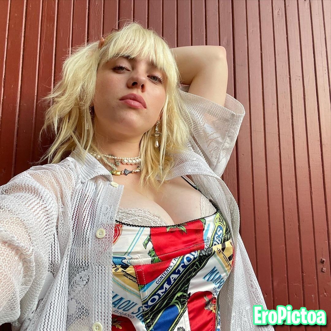 Billie Eilish shit photo featuring fat tits - Part 54