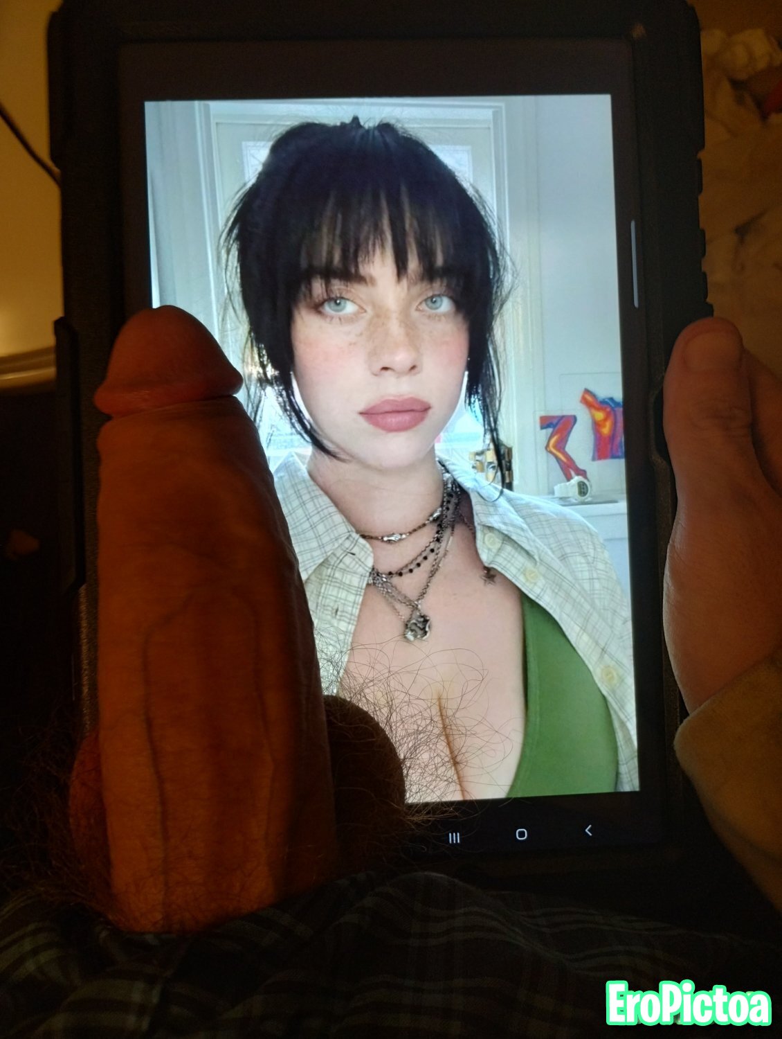 Billie Eilish tributes photo featuring blonde - Part 3