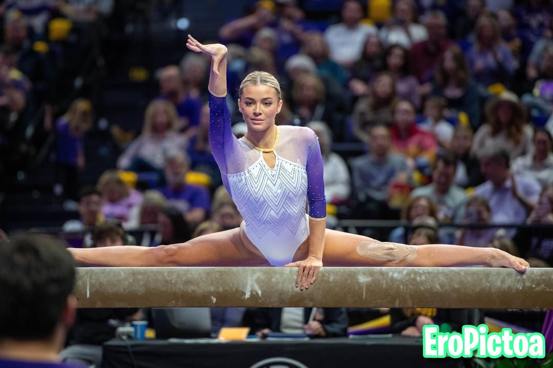 Olivia Dunne Flexible on beam photo featuring Gymnast - Part 7
