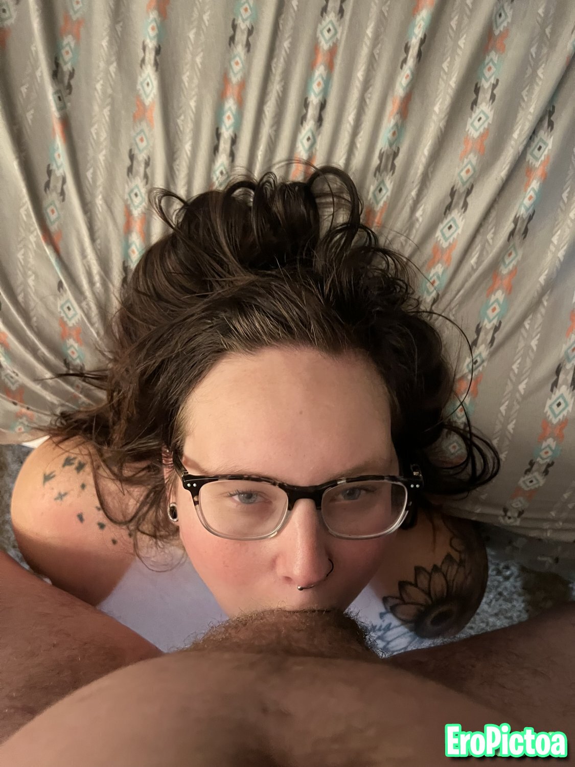 Tattooed whore Olivia photo featuring breathplay - Part 30