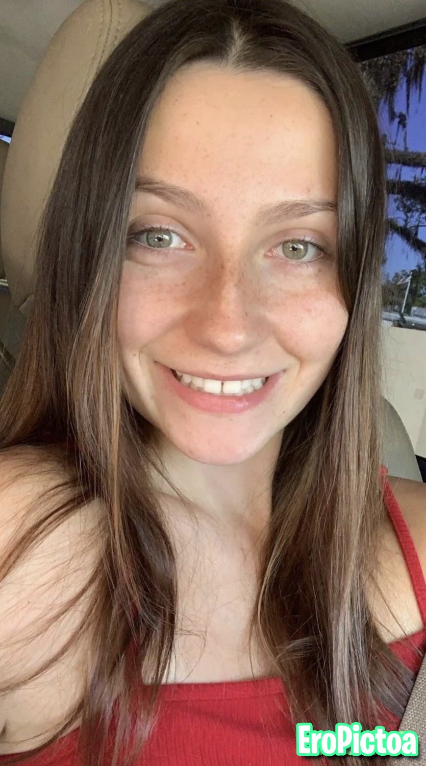 Olivia Webslut photo - Part 2