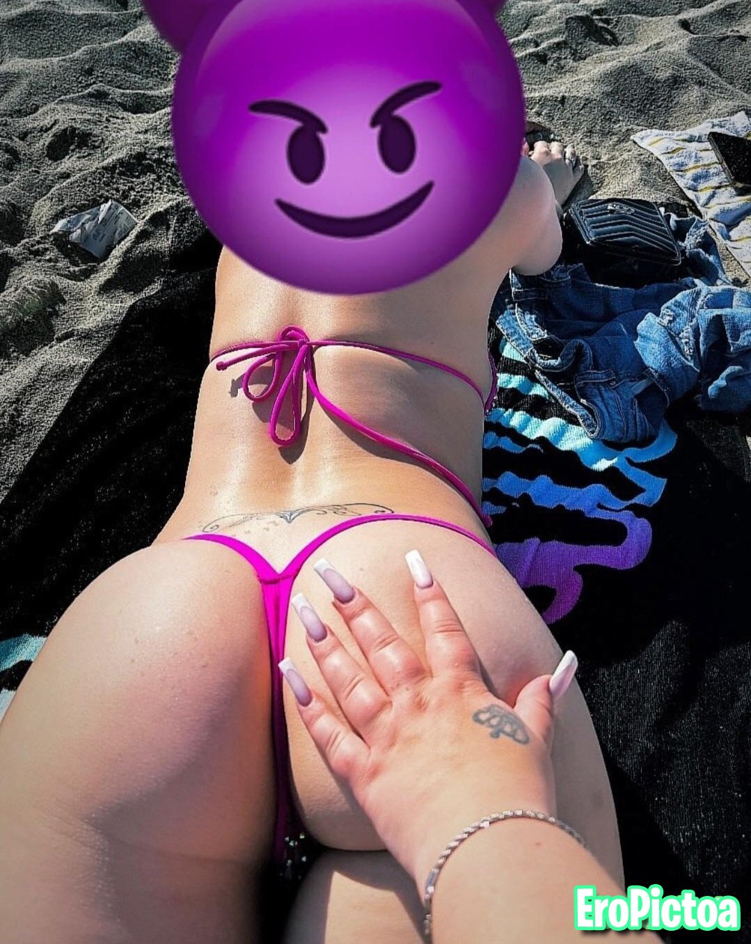 Olivia photo featuring Slim thick beuty