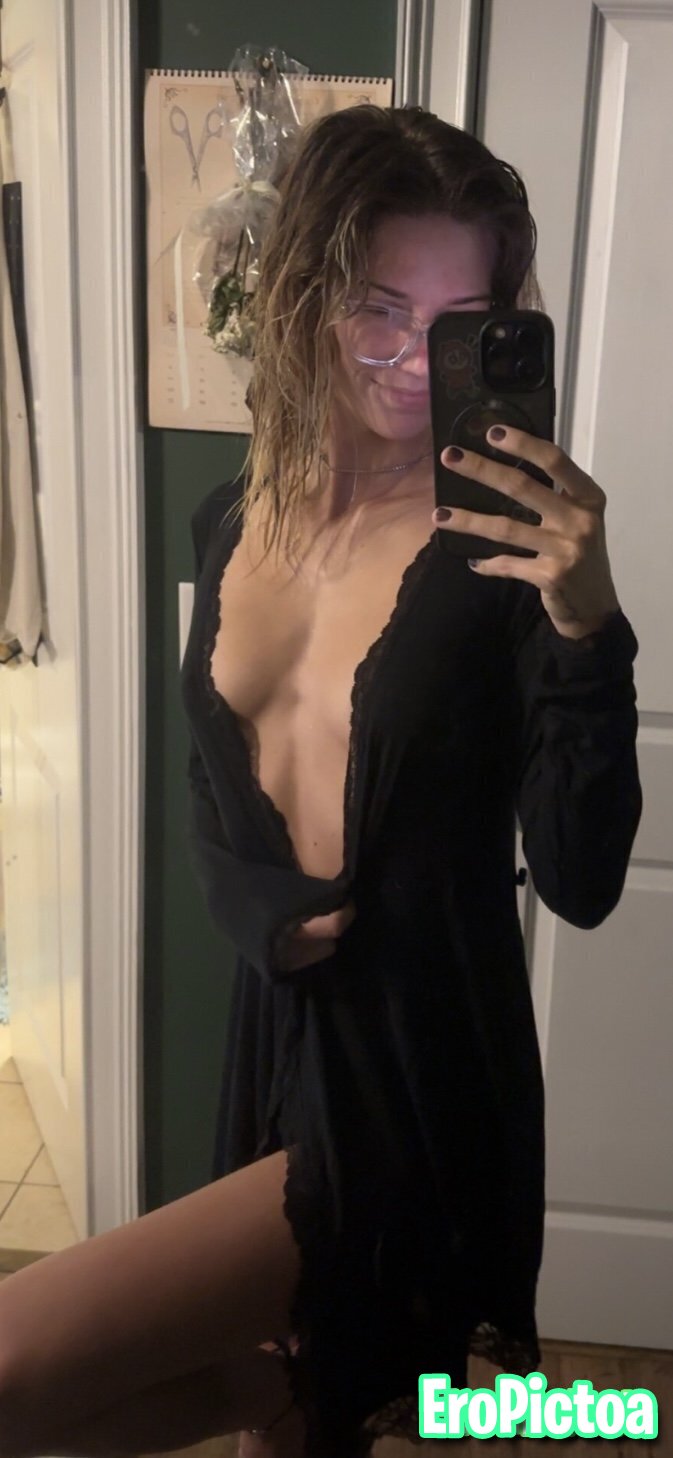 Teasing slut olivia photo