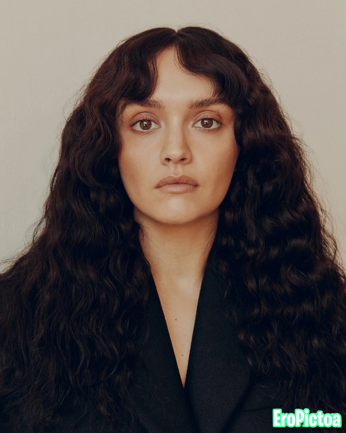 Olivia Cooke photo featuring Olivia Cooke - Part 2