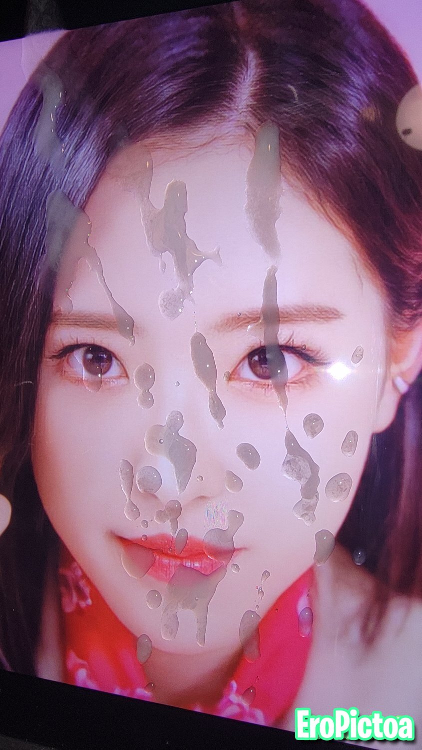 LOONA Olivia Hye photo featuring Olivia hye - Part 2 LOONA Olivia Hye photo featuring Olivia hye - Part 2