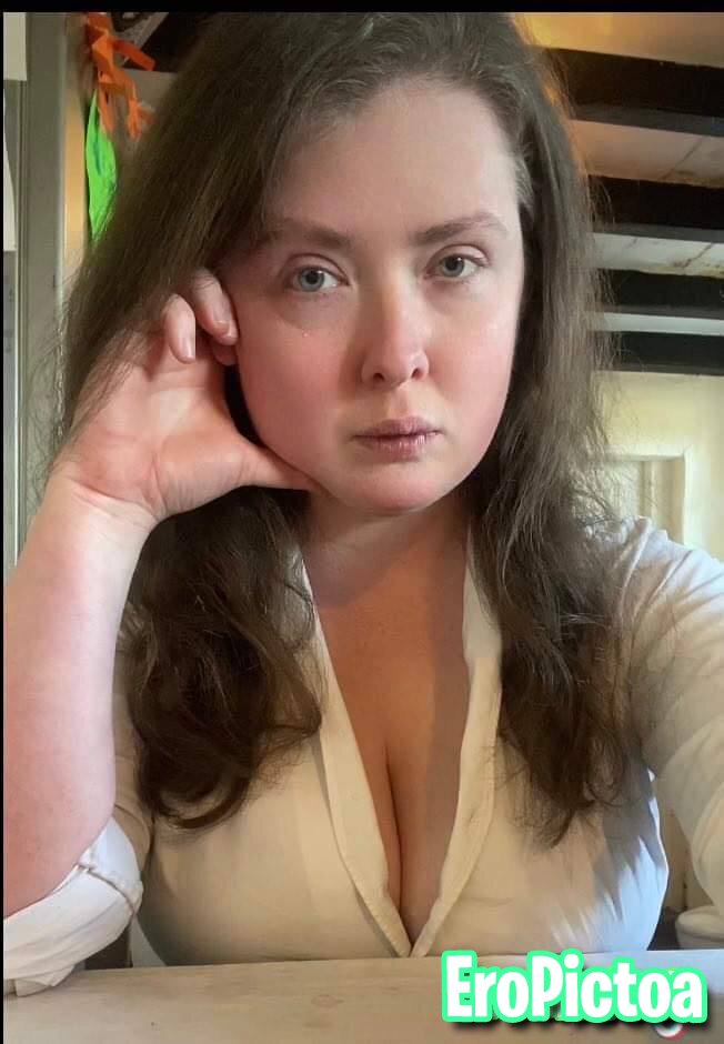 Olivia 30 Uk photo featuring exposed - Part 25