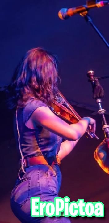 Hermosa música🎻 photo featuring Culona