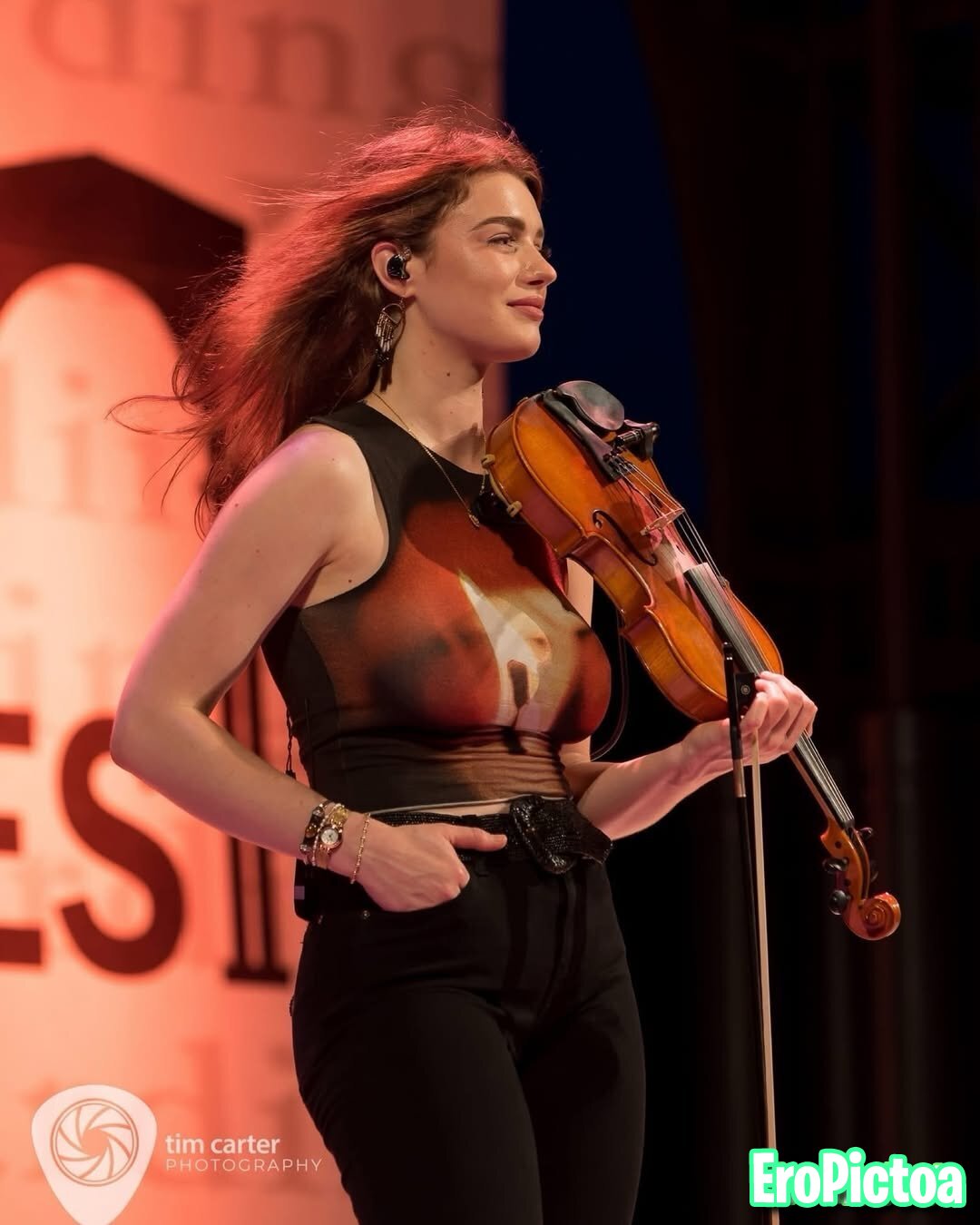 Hermosa música🎻 photo featuring Culona