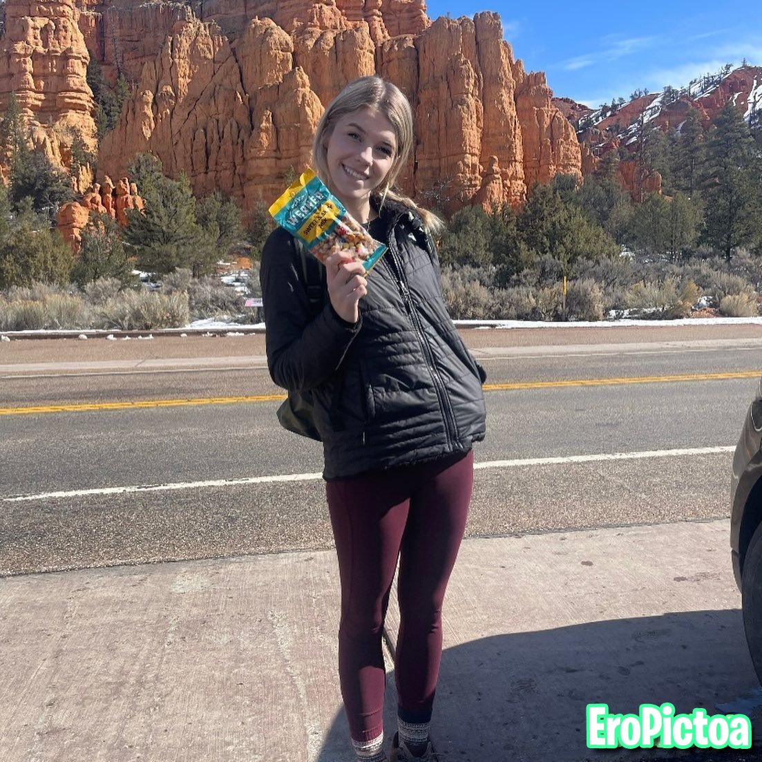 Olivia E photo featuring Irls