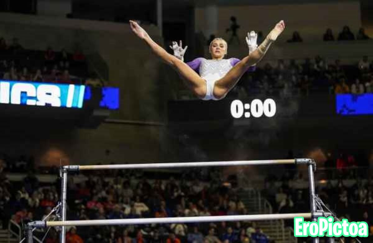 Fit beauty photo featuring Gymnast - Part 10