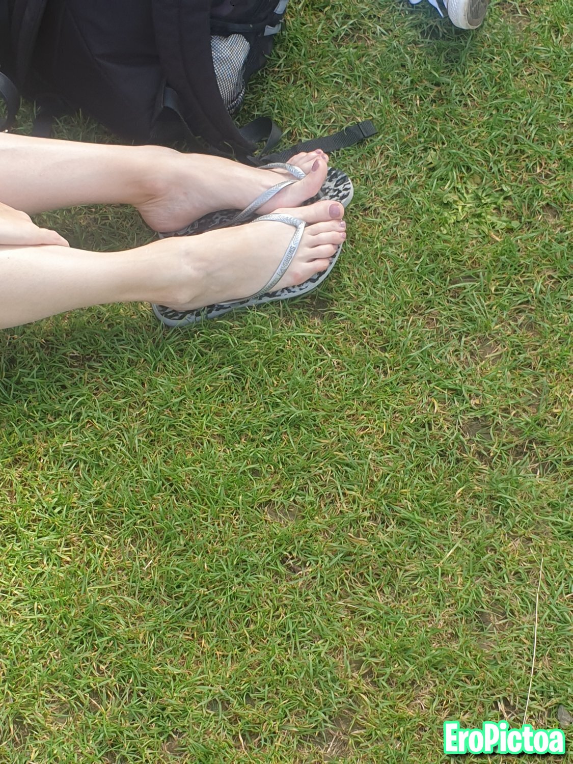 uk footsluts photo featuring soles - Part 24