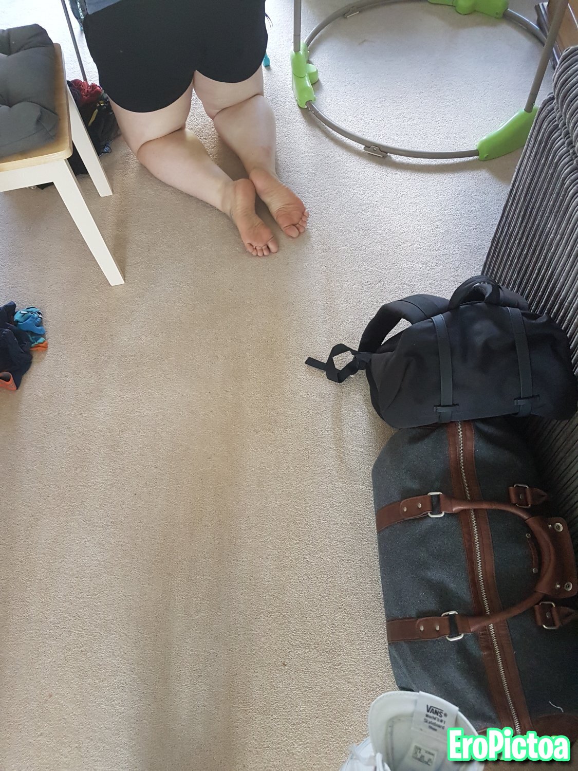 uk footsluts photo featuring soles - Part 9