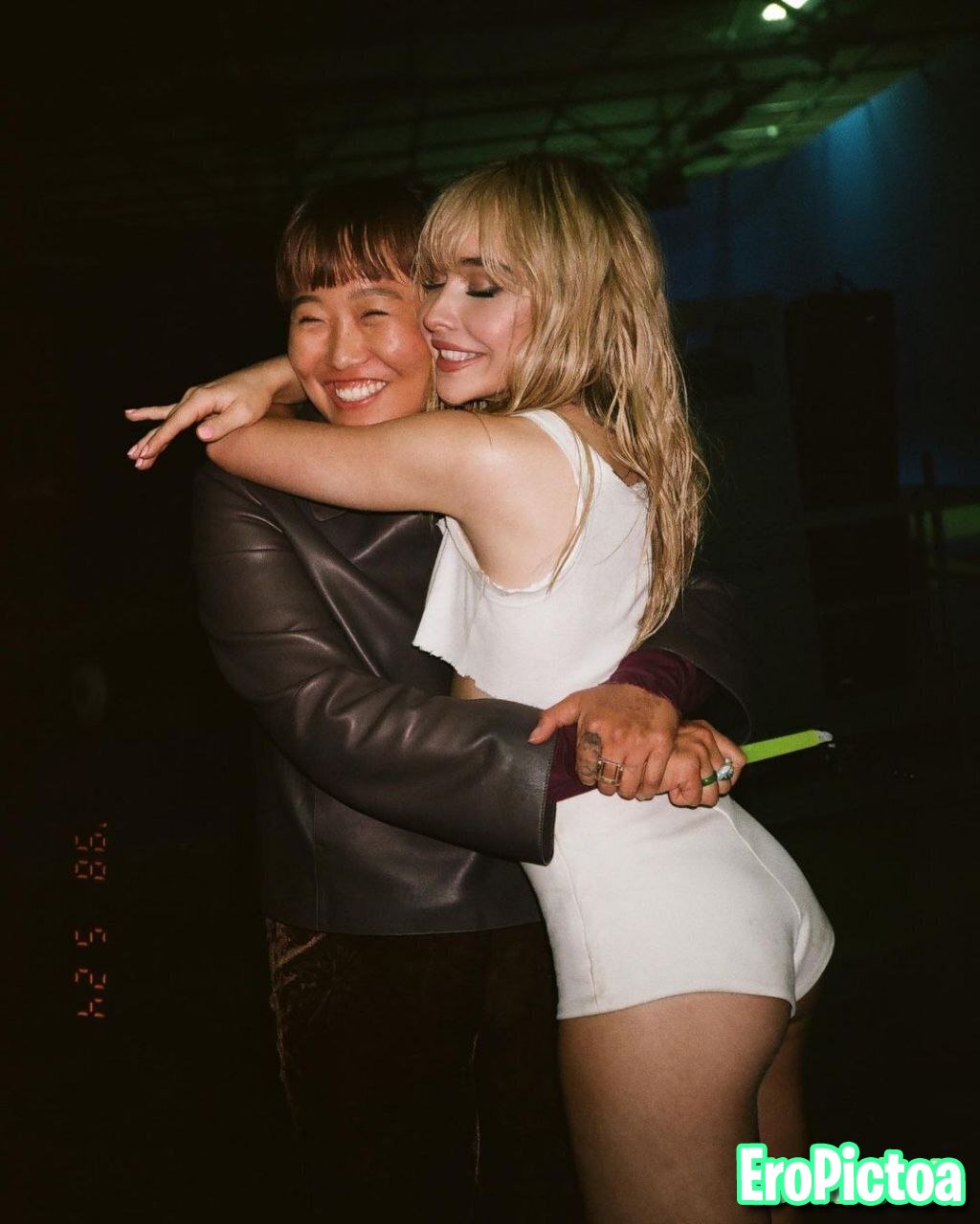 Sabrina Carpenter photo