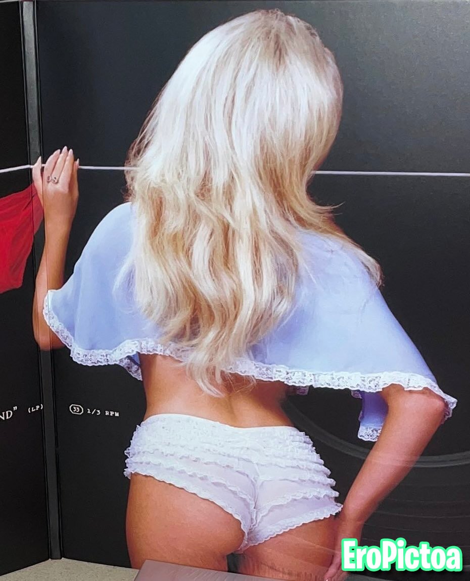 Sabrina carpenter photo featuring Celebridade - Part 33
