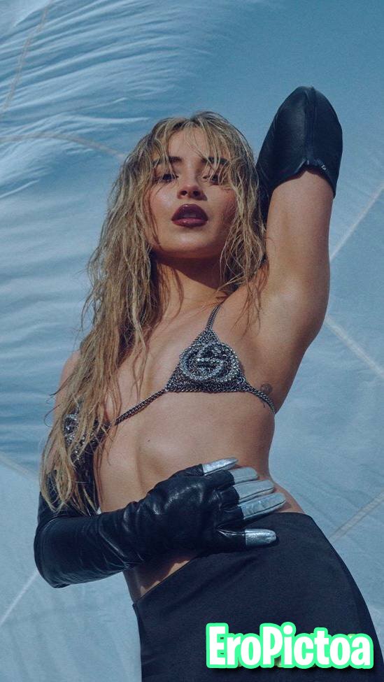 Sabrina Carpenter photo featuring Sabrina