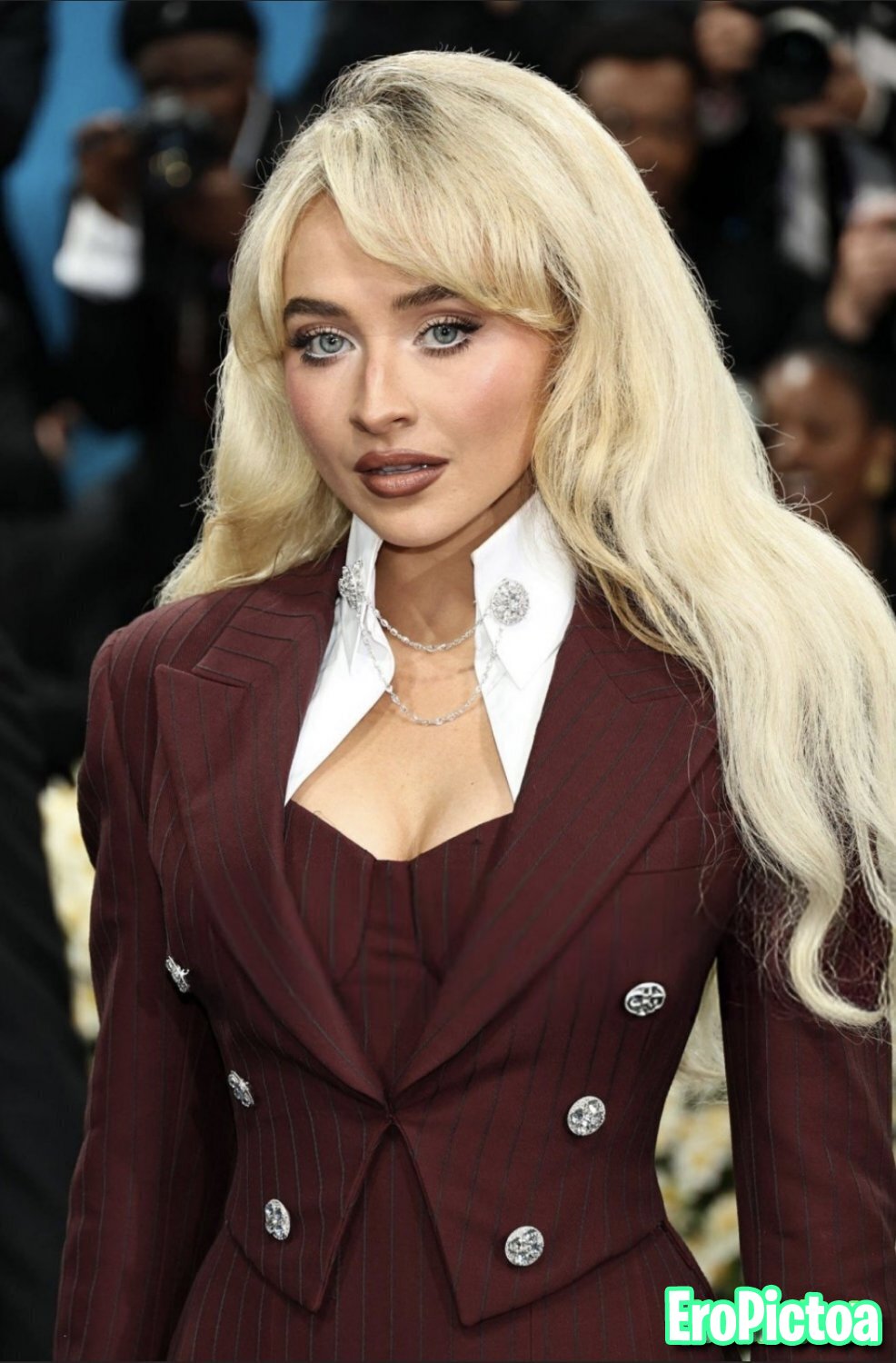 Does Sabrina Carpenter get you hard? photo - Part 39