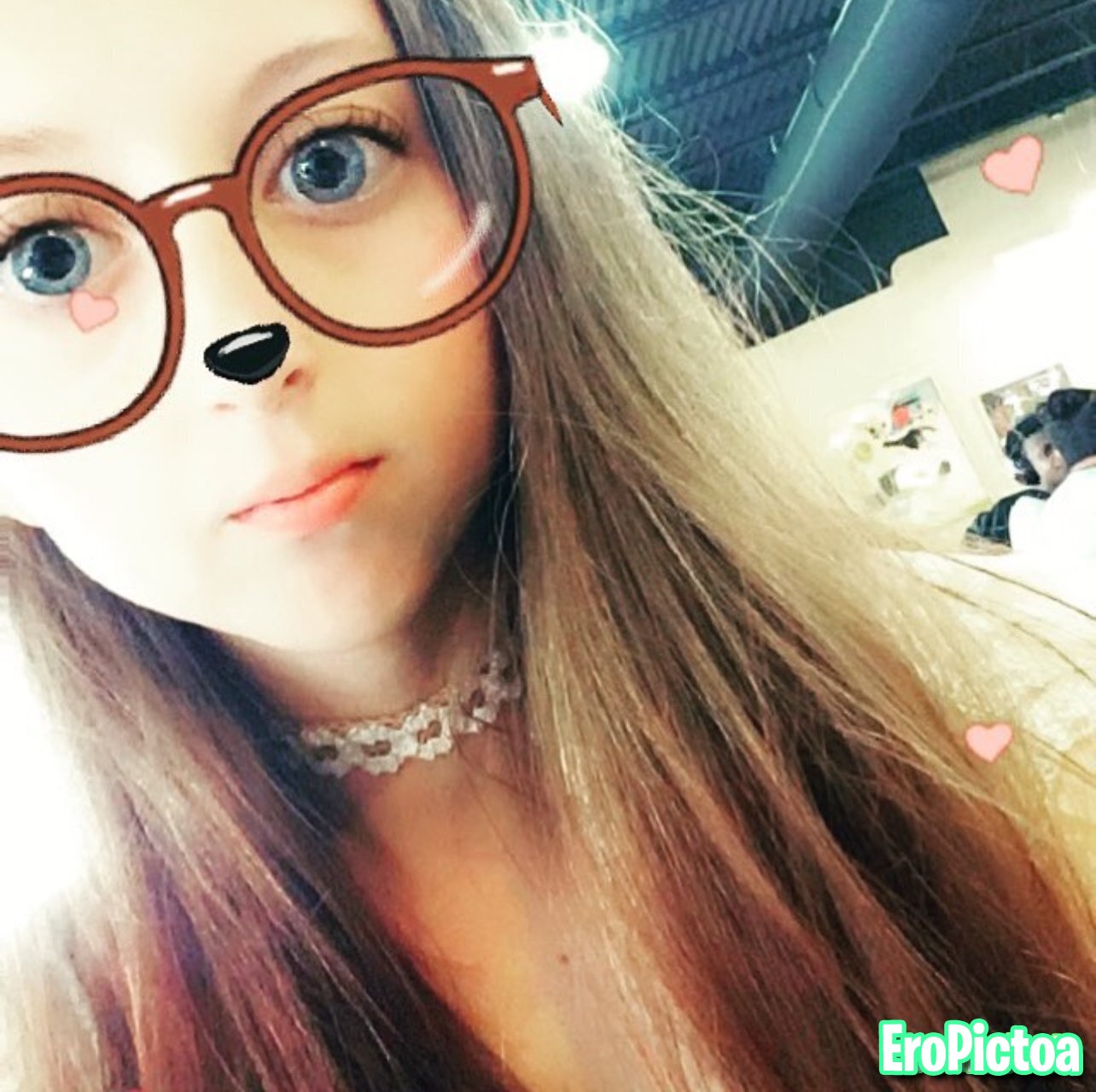 Single Mom on Tinder photo featuring milf - Part 4