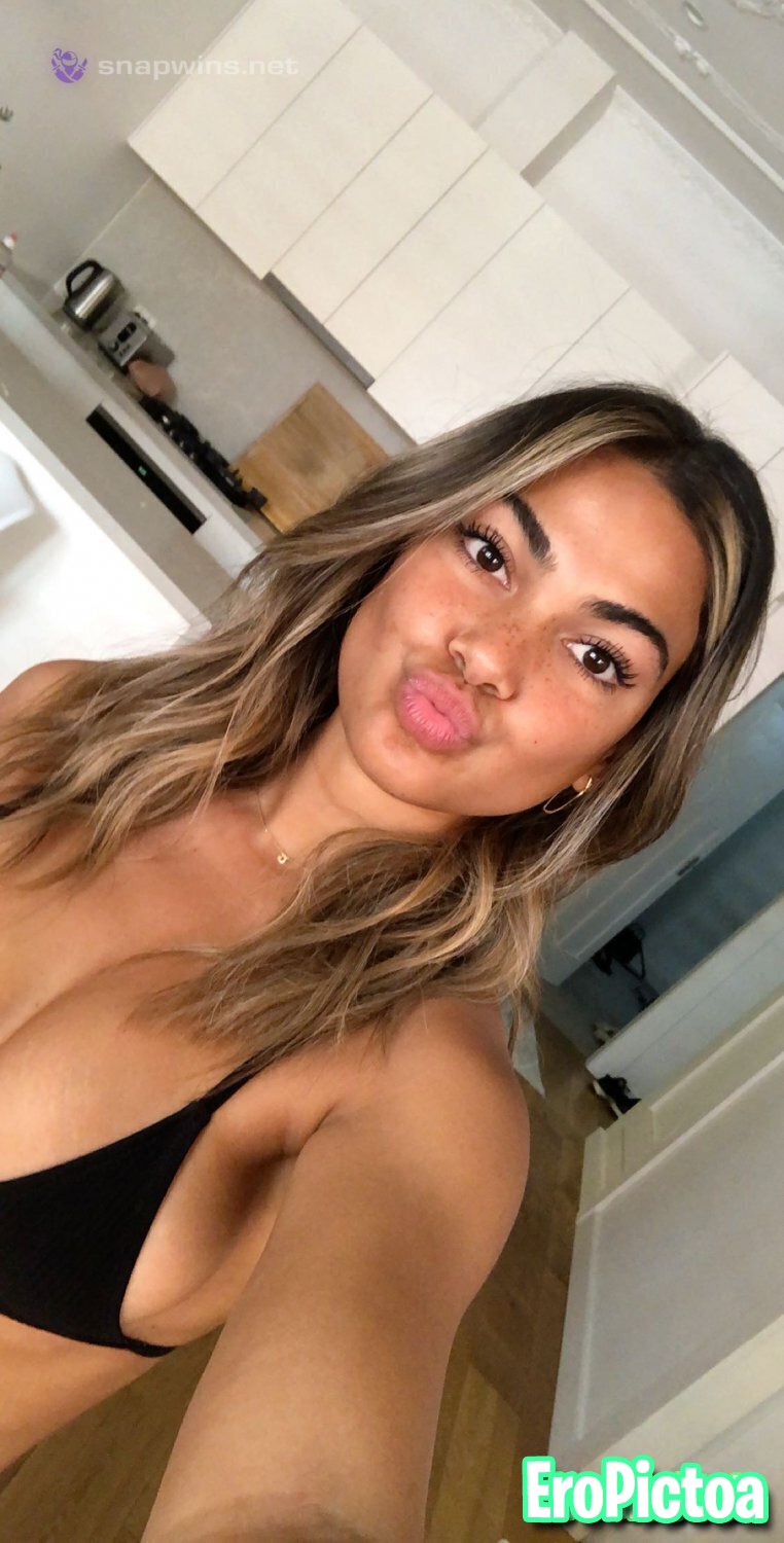 @gwenfritz SnapChat photo featuring tiktok - Part 53 @gwenfritz SnapChat photo featuring tiktok - Part 53