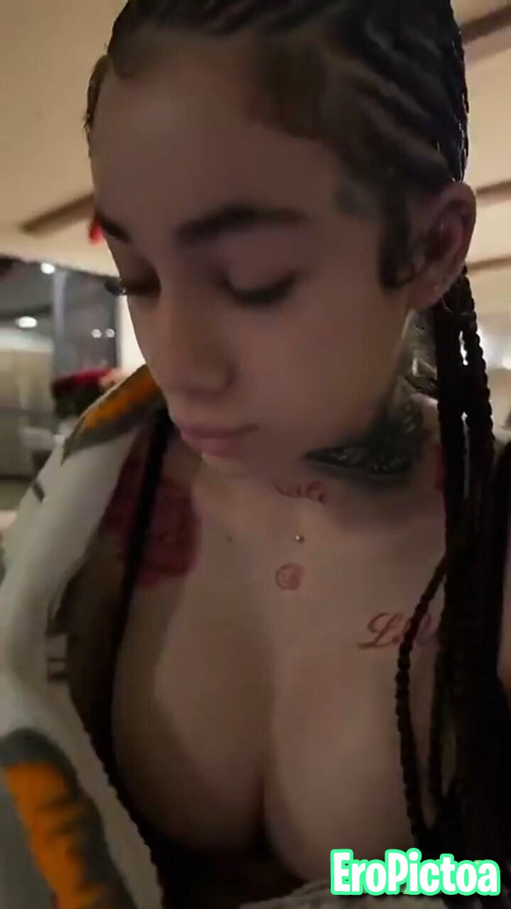 Bhad areola photo featuring Celeb - Part 4