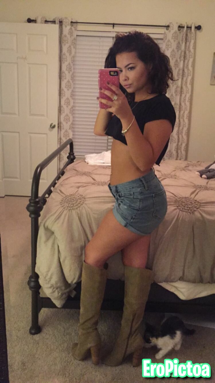 Slut Sydney photo featuring Pawg - Part 71