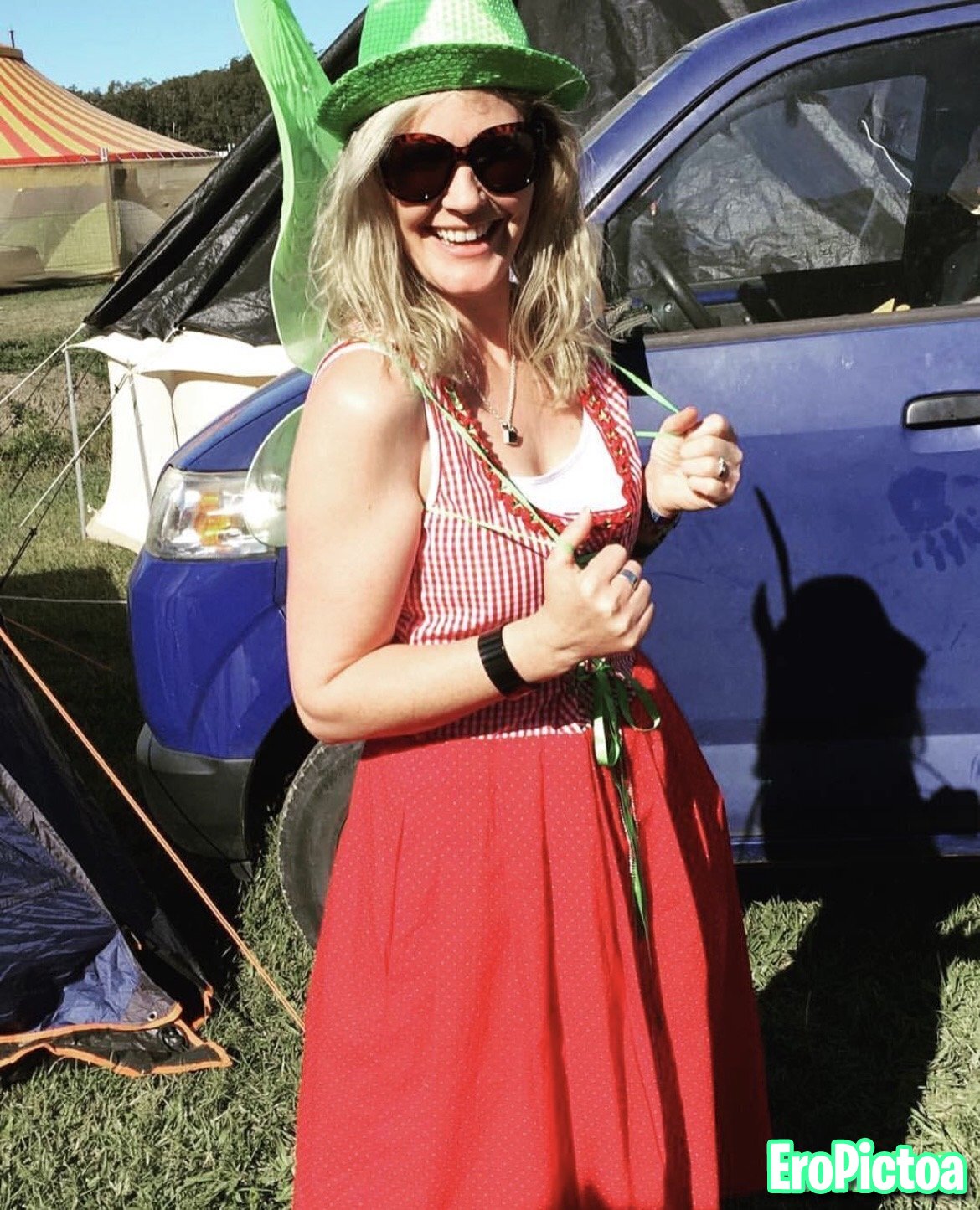 Carly from Sydney photo