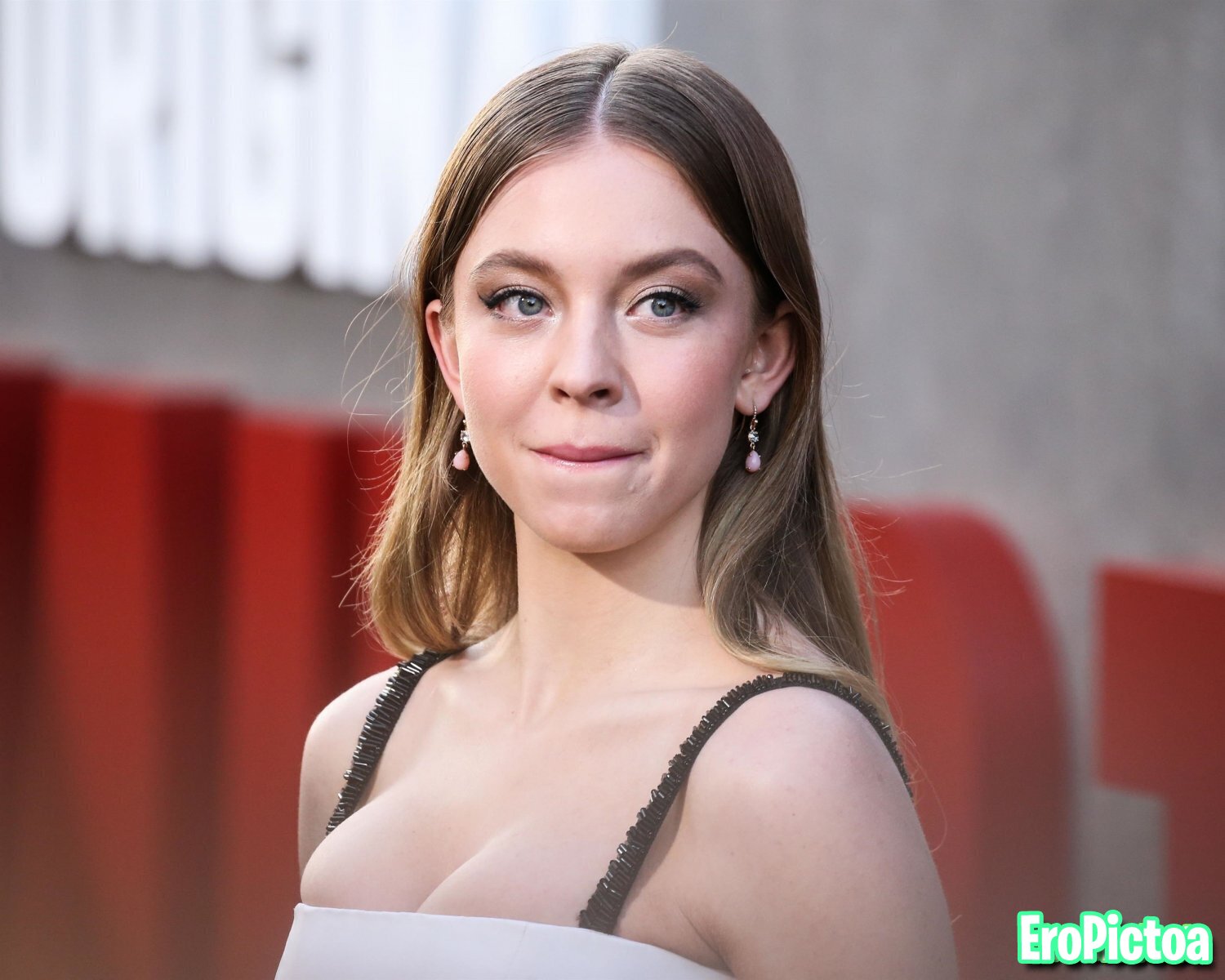 Sydney Sweeney 1 photo featuring Actriz - Part 89
