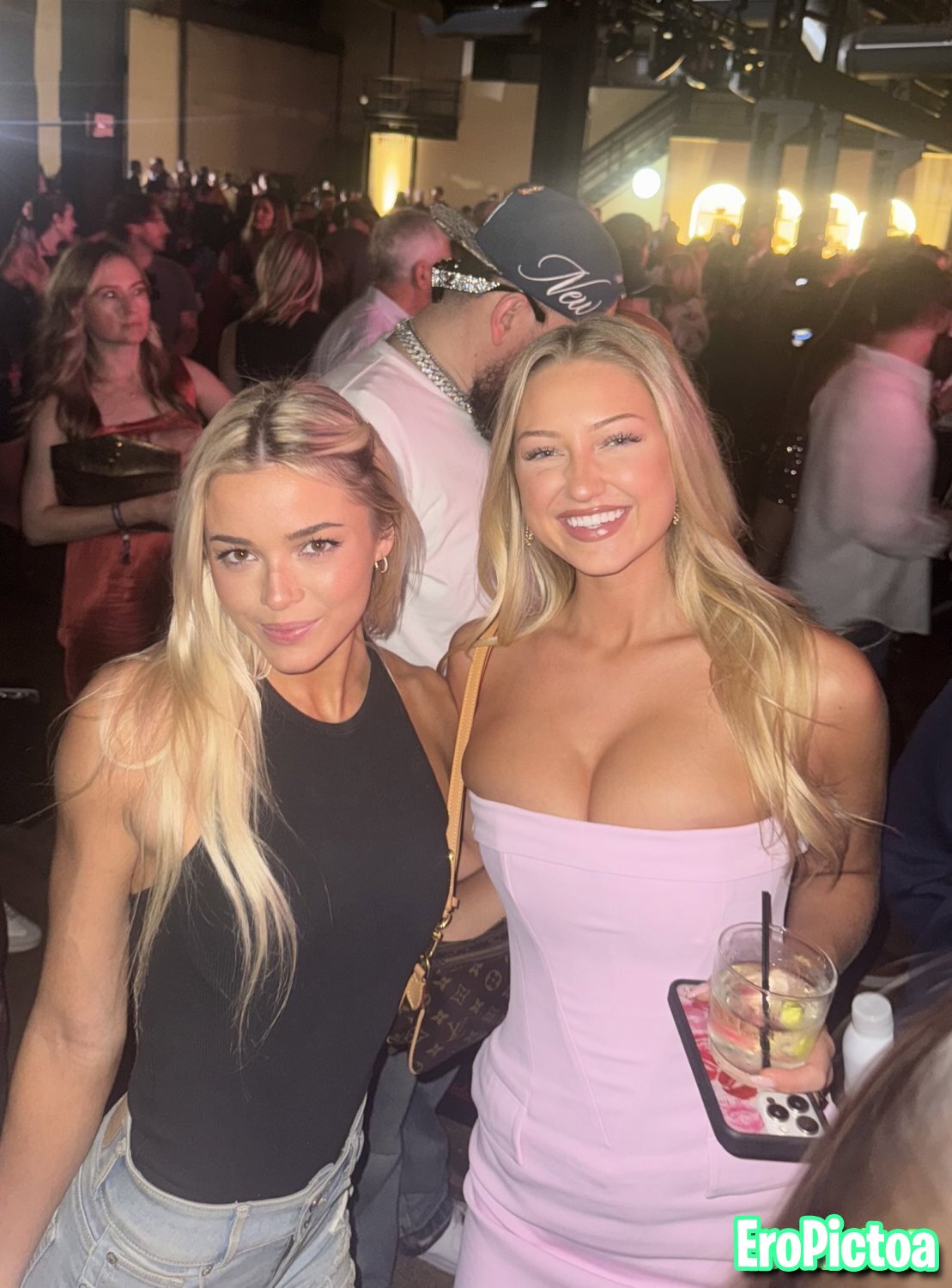 sydney thomas gostosa photo - Part 52