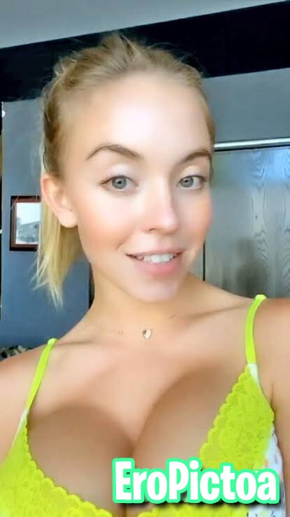 sydneysweeney photo featuring Bigboobs - Part 4
