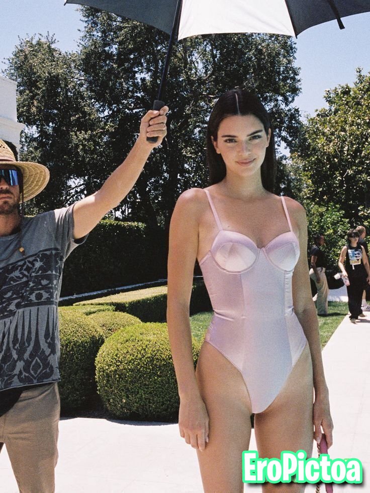 Kendall Jenner #4 photo featuring New - Part 2