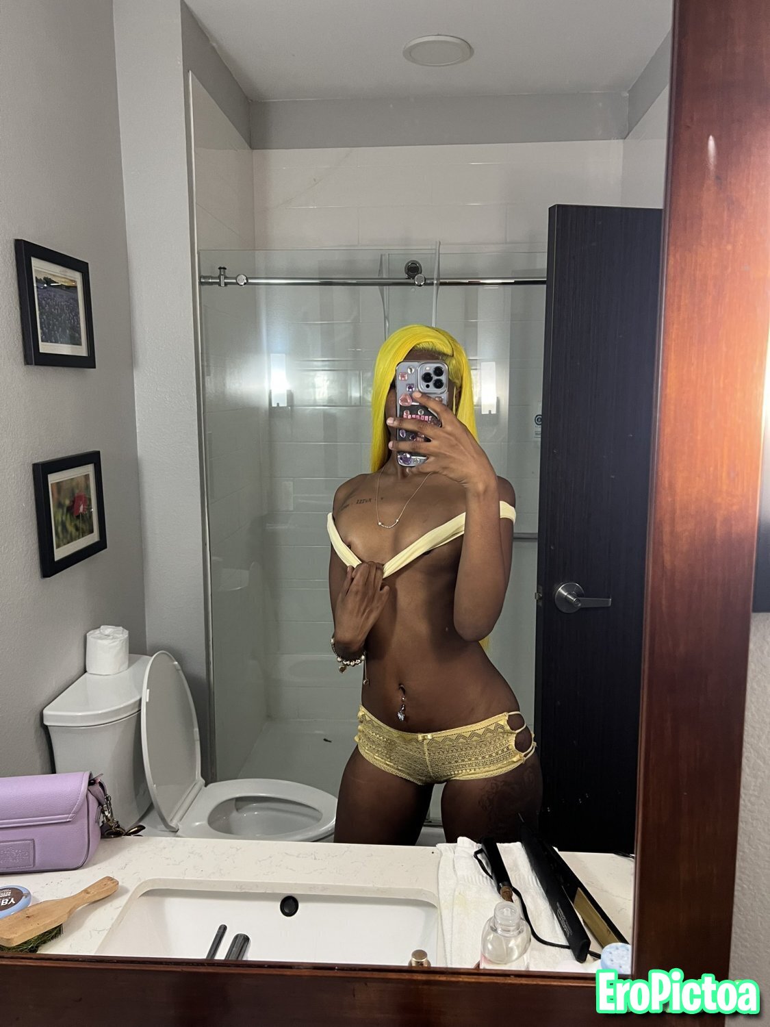 TikTok Chocolate Twerker photo featuring LinkTree - Part 34