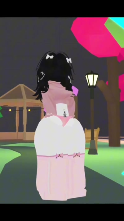 Thumbnail for Posted a new cute slut Roblox dance on my TikTok elenaluvvvs
