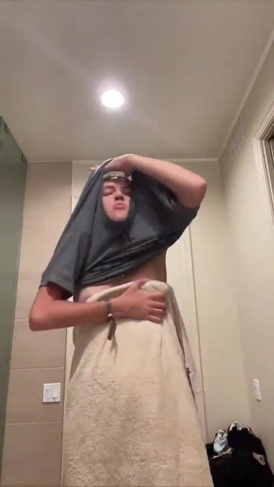 Thumbnail for Tiktok Babes Nipslip 7