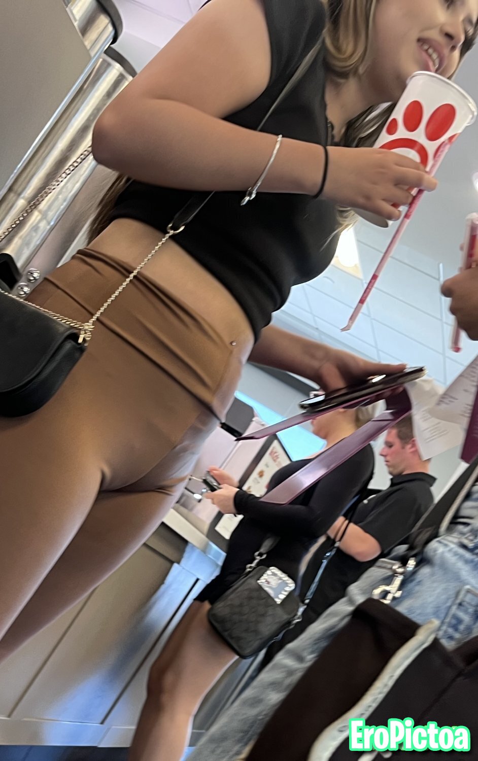 Chikfila whores photo featuring fat pussy - Part 6