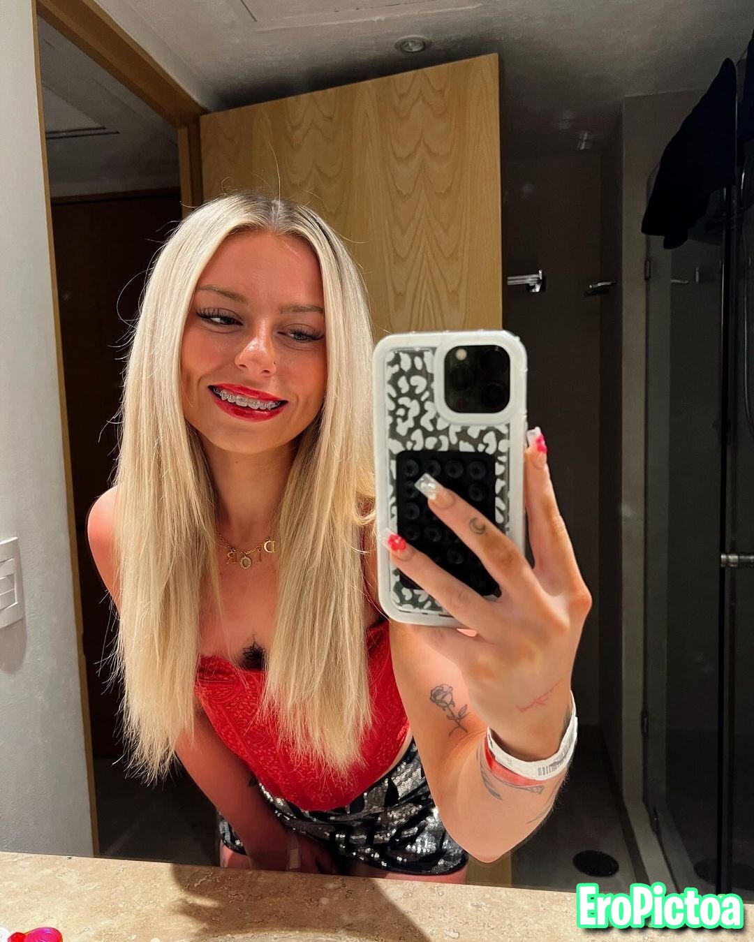 TikTok Cuties 144 photo featuring braces - Part 12