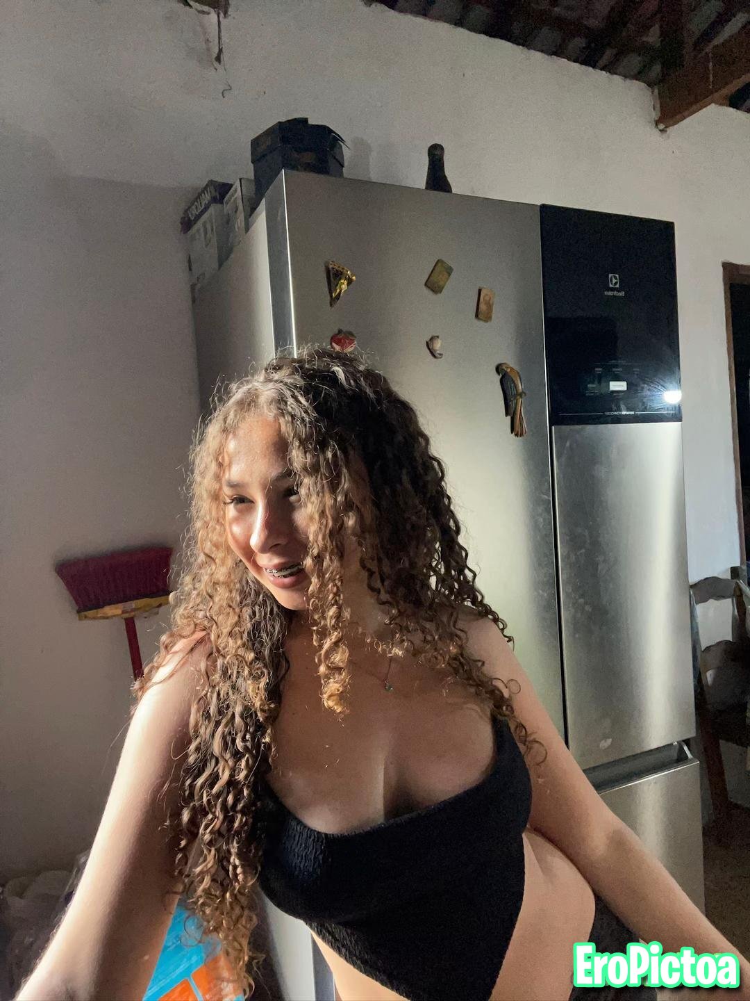 Tiktoker nicolly_scobar photo featuring Cumtribute - Part 8